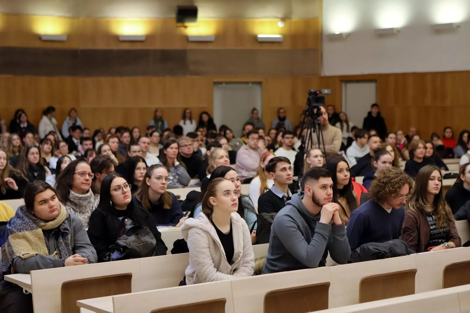 ELTE Budapest — вступ, вартість навчання та рейтинг